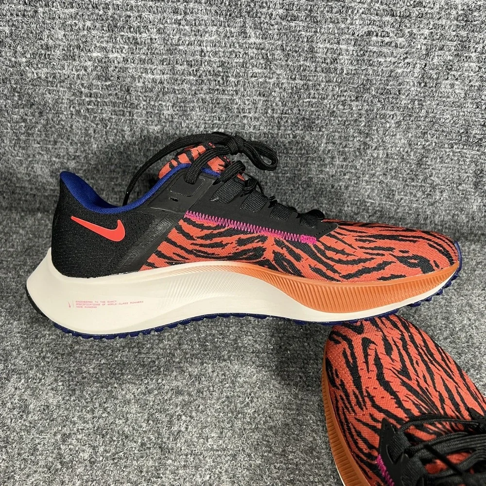Nike Air Zoom Pegasus 38 Shoes‎ Womens Size 9 Running Tiger Print DQ7650-800